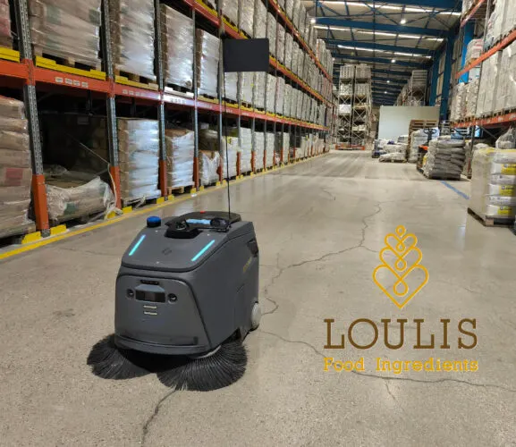 2.500m2 al giorno, 60% Più veloce: Gausium Beetle trasforma il magazzino Pulizia a Loulis Food Ingredients